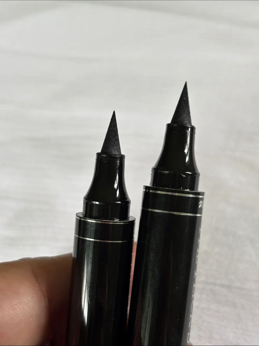 The Flick Stick Right Wing & Left Wing Eyeliner Pens - Black